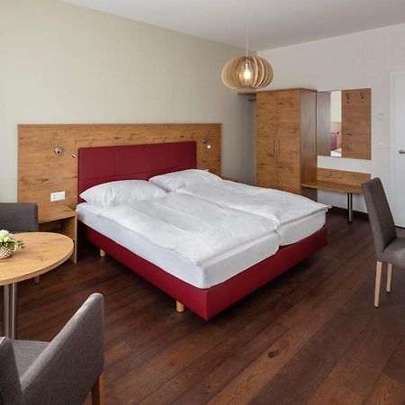 Hotel Roggen Erschmatt ภายนอก รูปภาพ