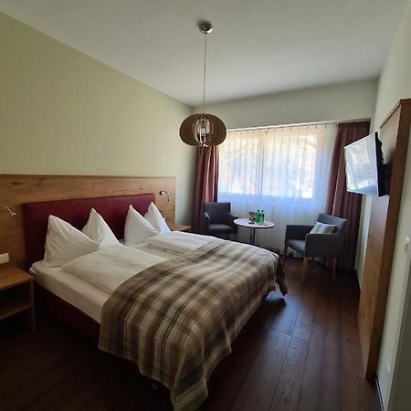 Hotel Roggen Erschmatt ภายนอก รูปภาพ