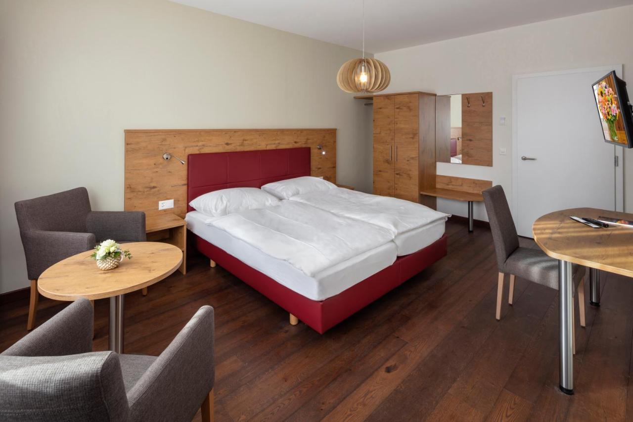 Hotel Roggen Erschmatt ภายนอก รูปภาพ